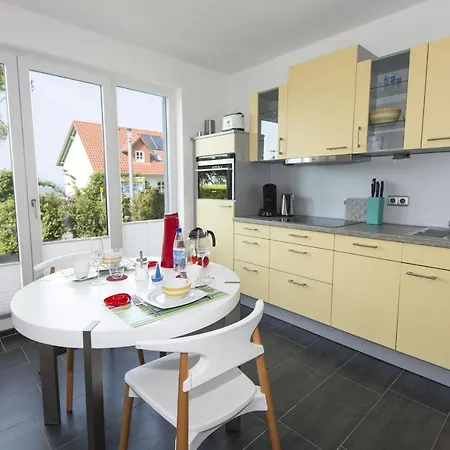 Schoene 2-raum-ferienwohnung Mit Terrasse - Haus Ostseeblick 1 Backbord شقة