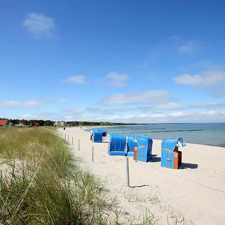 Schoene 2-raum-ferienwohnung Mit Terrasse - Haus Ostseeblick 1 Backbord * Lohme