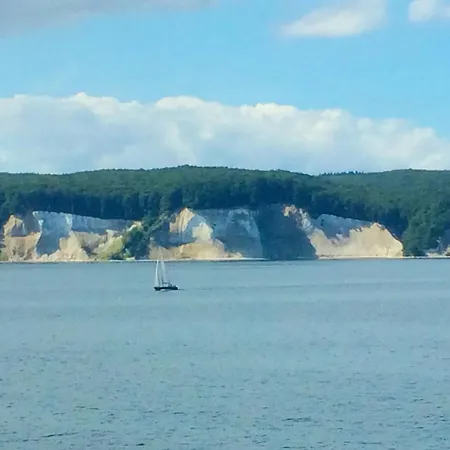 Schoene 2-raum-ferienwohnung Mit Terrasse - Haus Ostseeblick 1 Backbord *